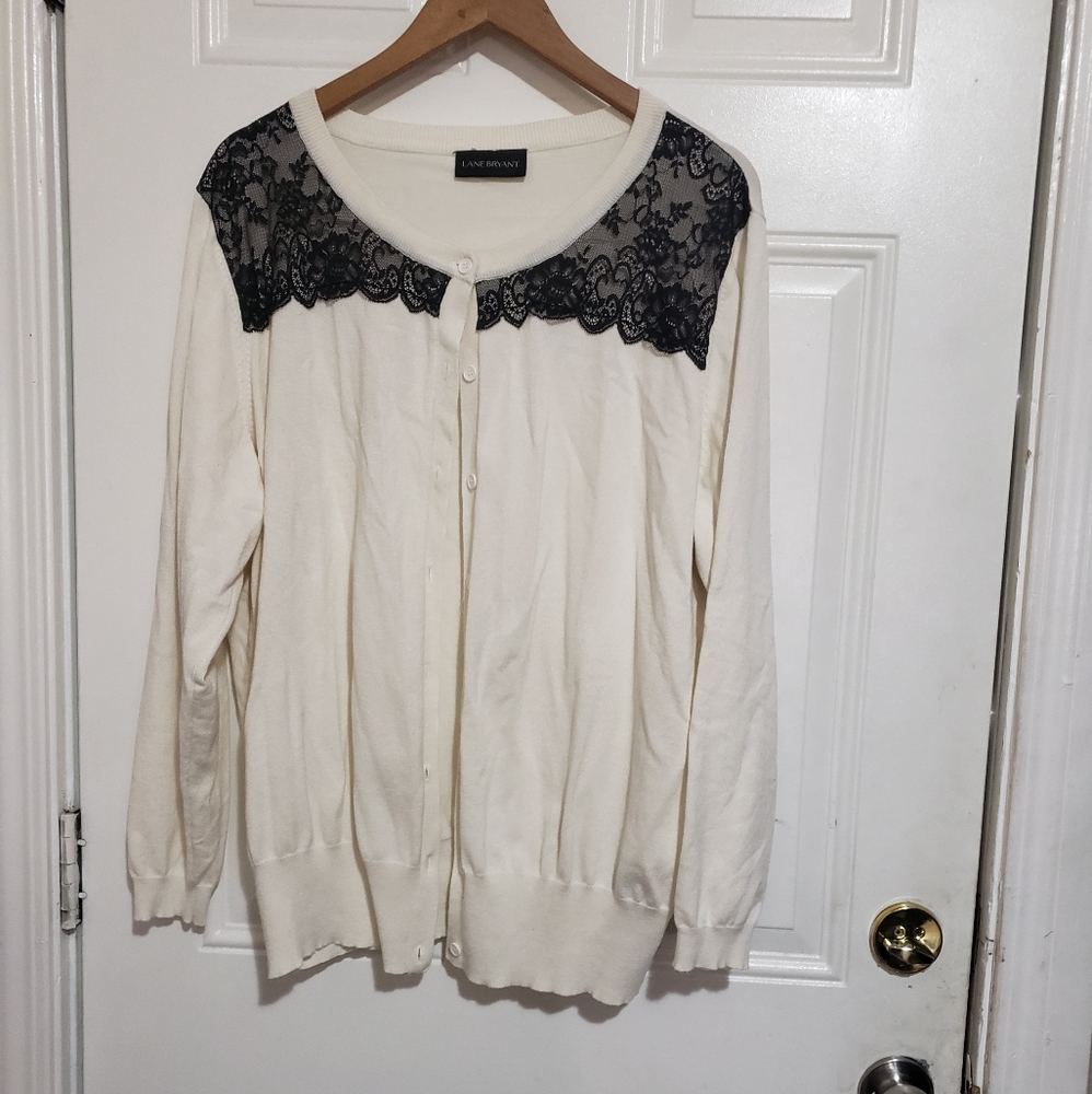 Like new Lane Bryan cardigan button up cardigan with lace detail